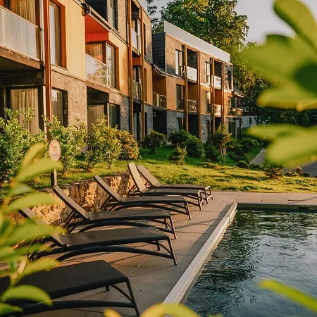 Adults Aparthotel 4*