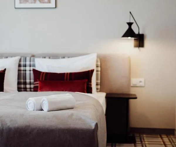 Adults Aparthotel 4*